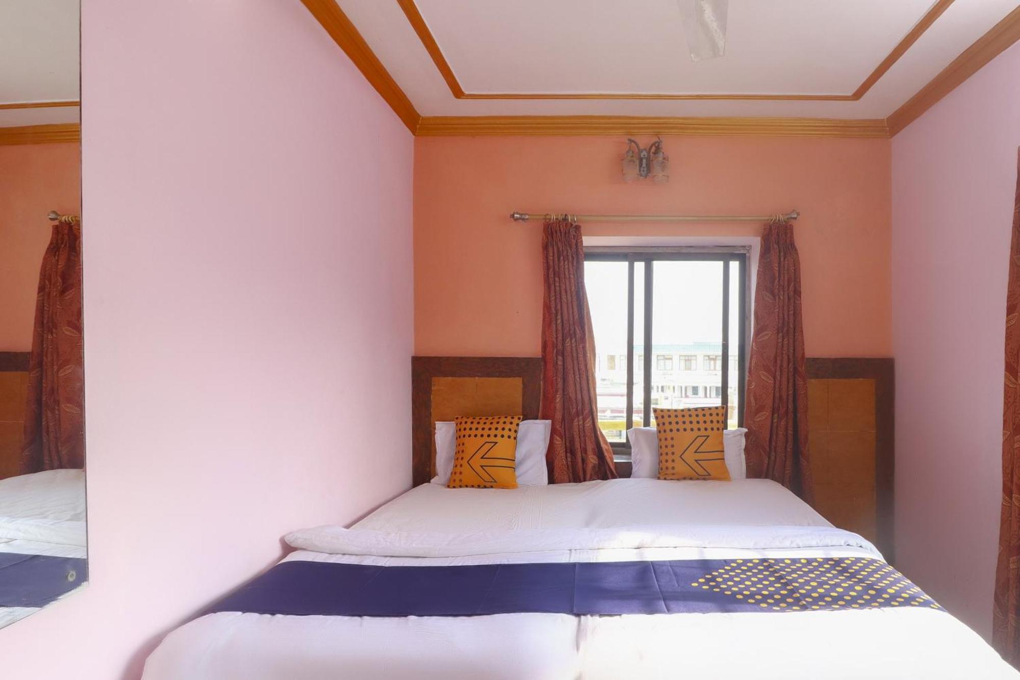 Spot On 75963 Hotel Prince Bodh Gaya Luaran gambar